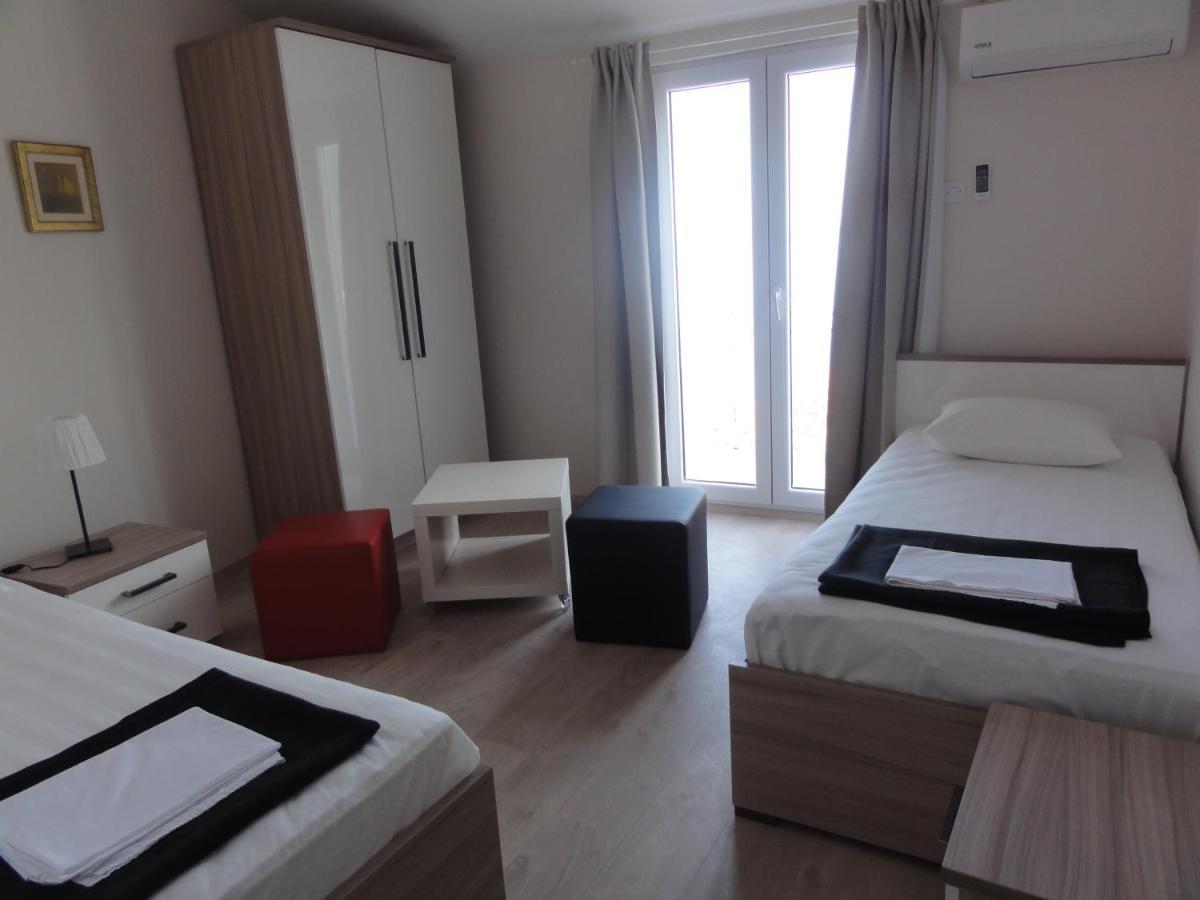 Apartmani Lara 그라다츠 외부 사진