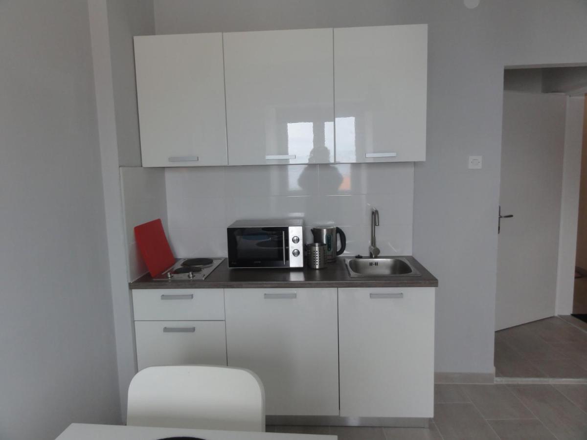 Apartmani Lara 그라다츠 외부 사진