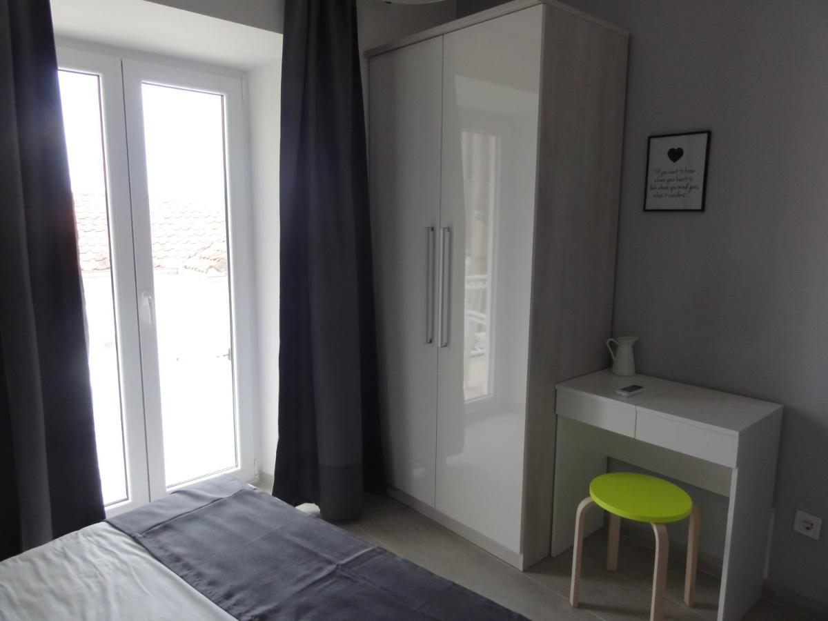 Apartmani Lara 그라다츠 외부 사진