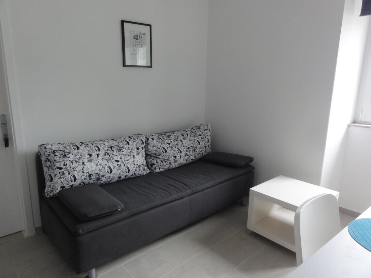 Apartmani Lara 그라다츠 외부 사진